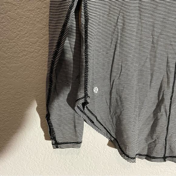 Lululemon Yogini 5 Year Long Sleeve Tee - Picture 7 of 10
